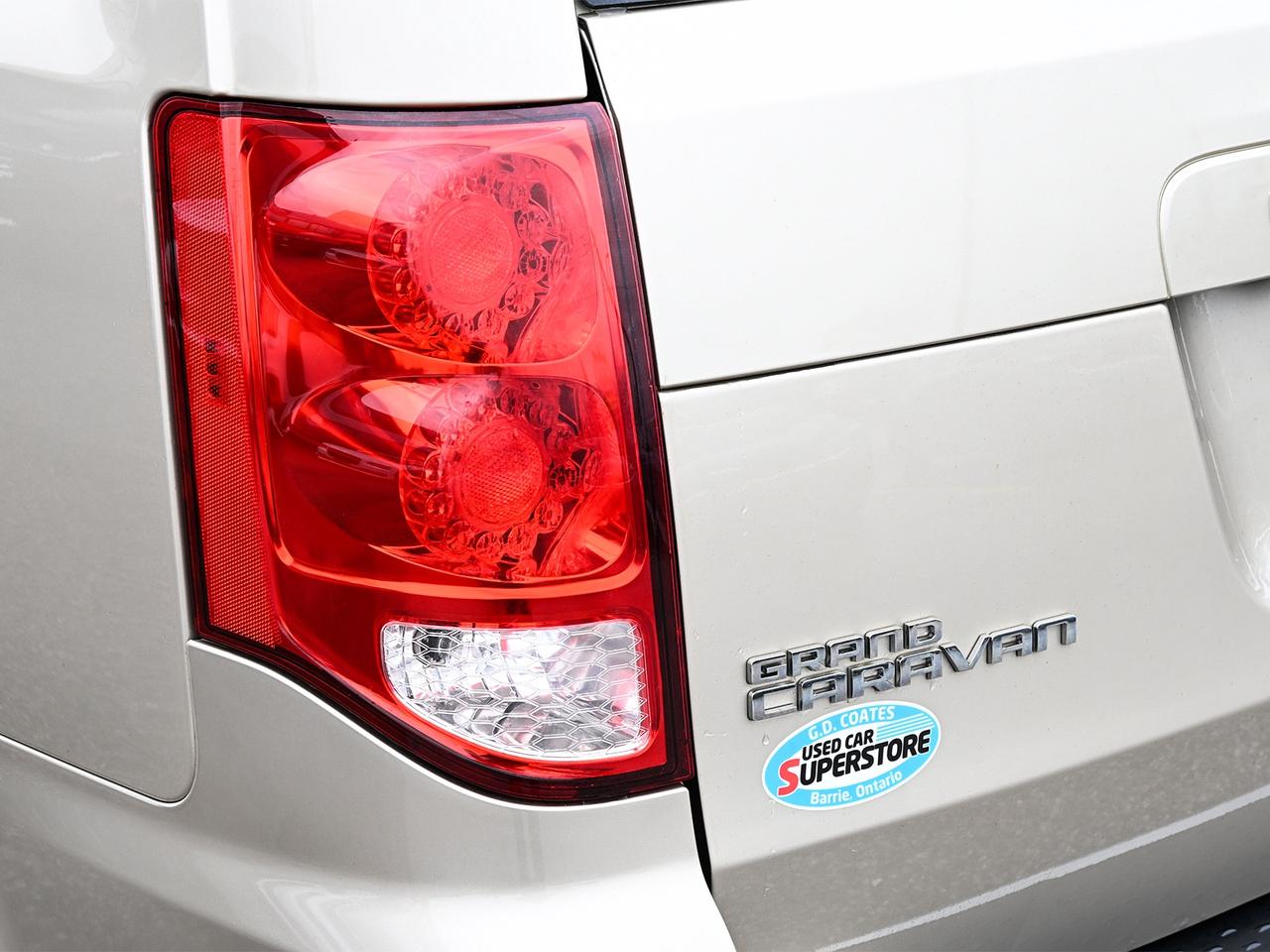 2016 Dodge Grand Caravan SXT ~Leather ~Cam ~Bluetooth ~Stow 'N Go ~Alloys Photo