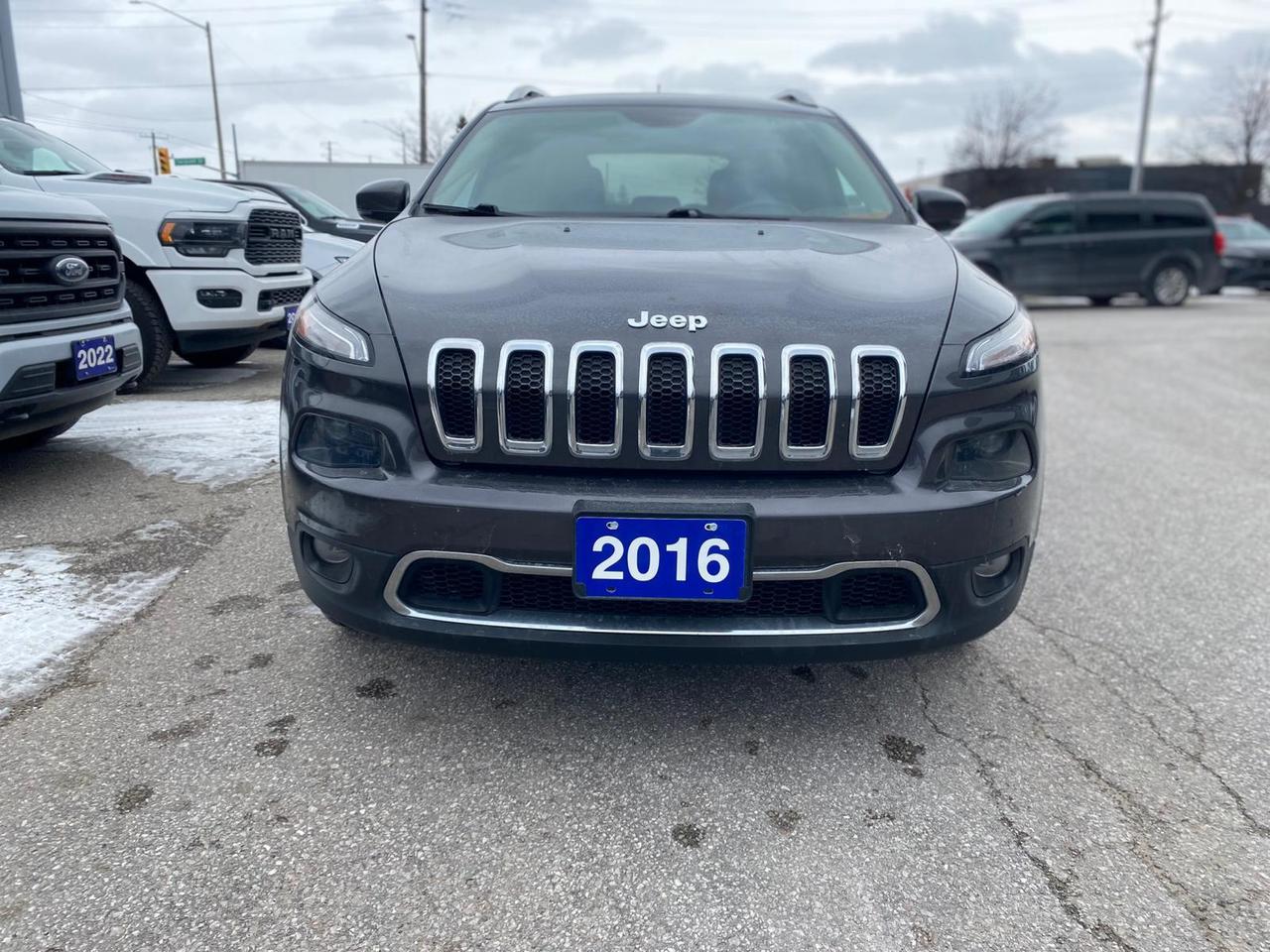 2016 Jeep Cherokee Limited 4x4 ~Nav ~Leather ~Moonroof ~Bluetooth Photo