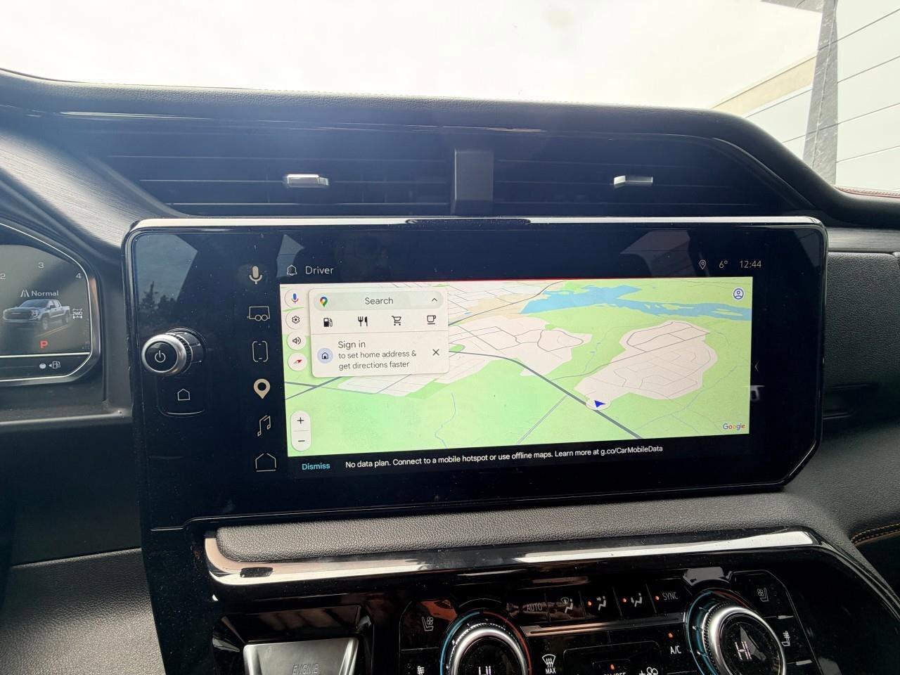 2025 GMC Sierra 1500 4WD Crew Cab 147  AT4 Photo