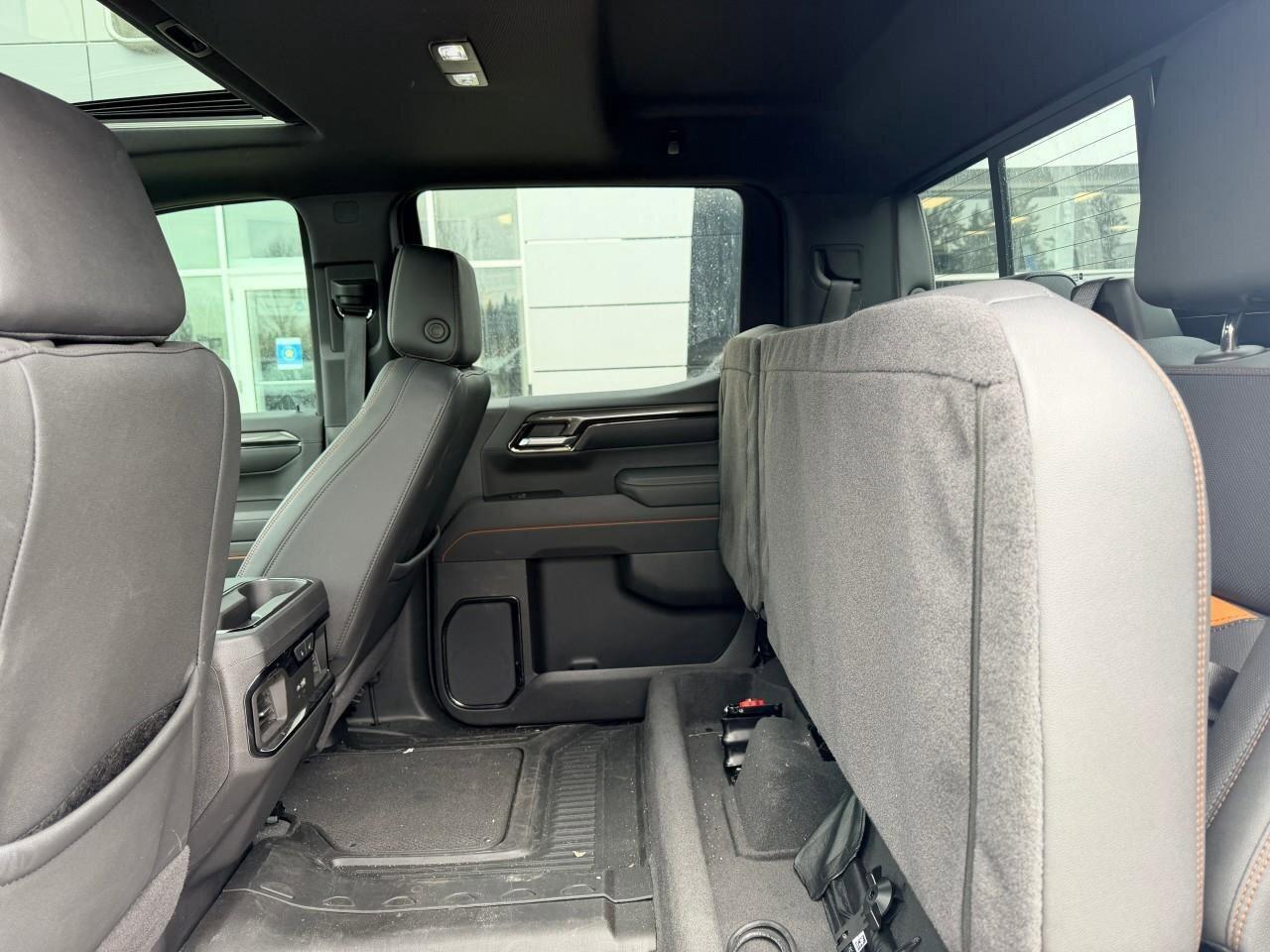 2025 GMC Sierra 1500 4WD Crew Cab 147  AT4 Photo