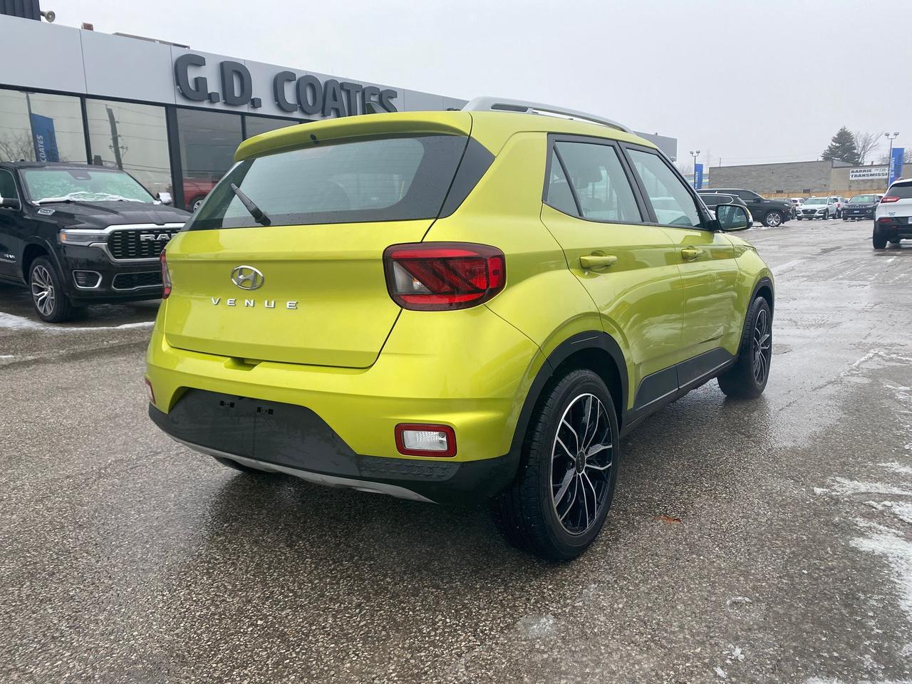 2020 Hyundai Venue Preferred ~Heated Seats ~Blind Spot ~Alloys ~Cam Photo