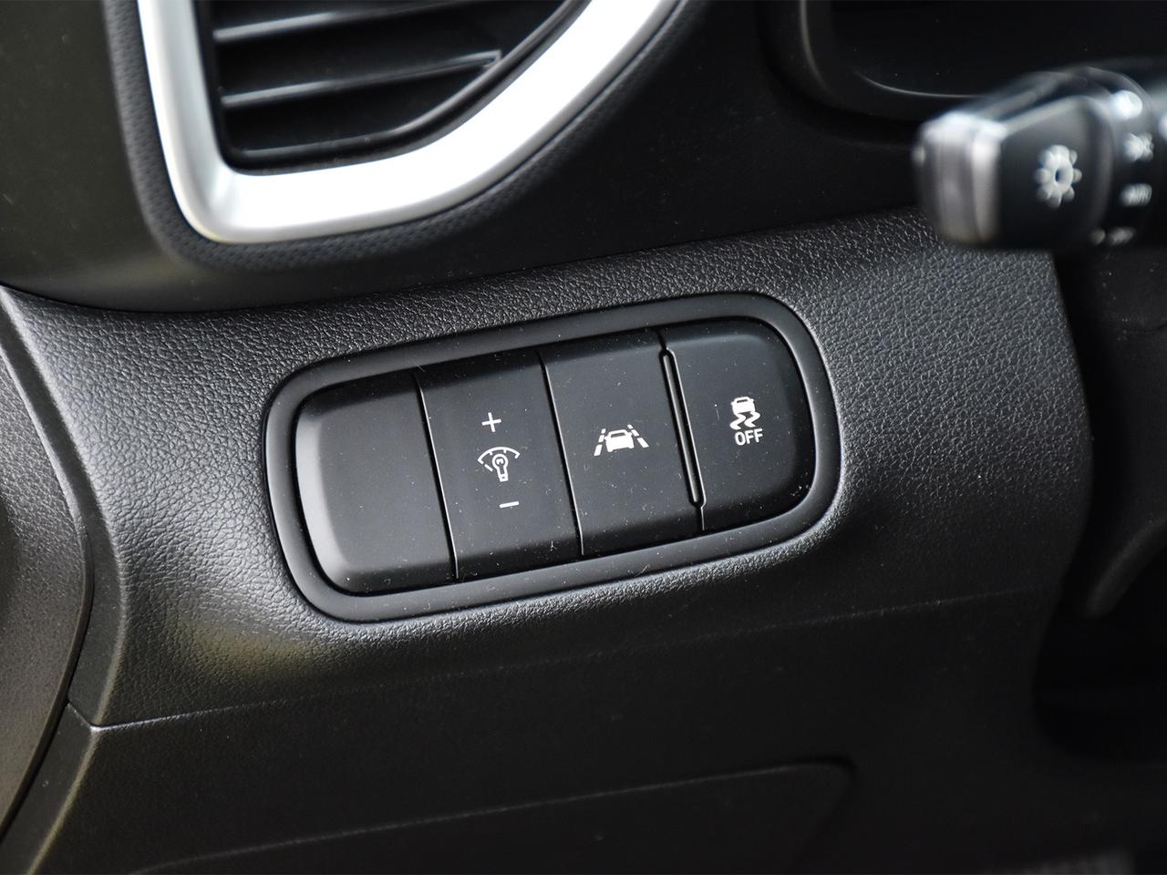2020 Hyundai Venue Preferred ~Heated Seats ~Blind Spot ~Alloys ~Cam Photo