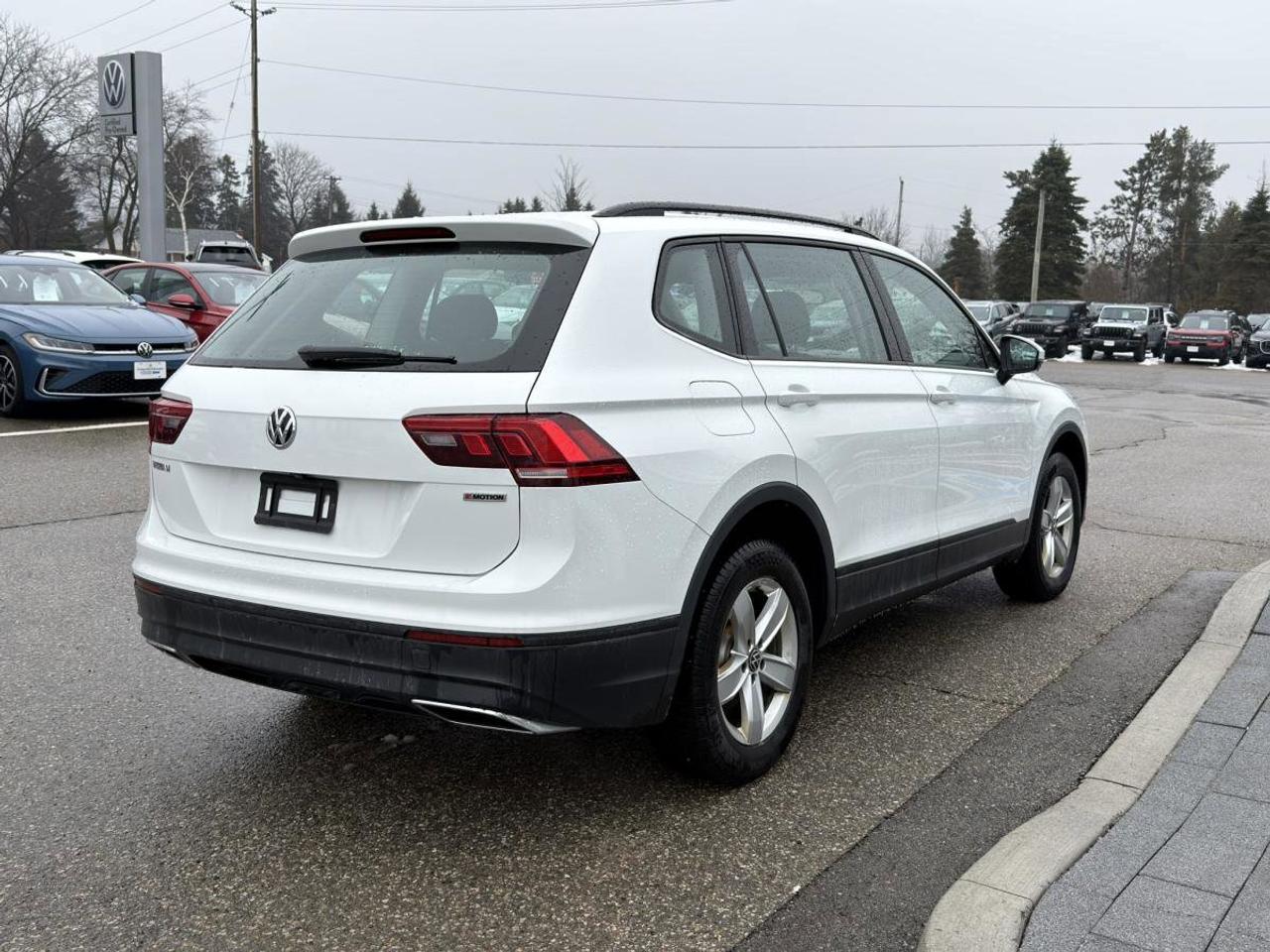 2020 Volkswagen Tiguan Trendline 4Motion Photo2
