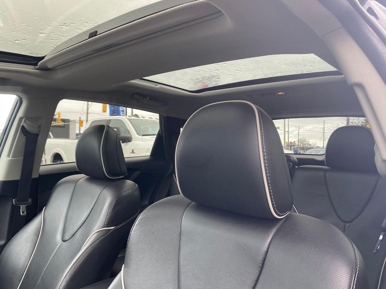 2014 Toyota Venza Limited AWD ~Nav ~Cam ~Leather ~Sunroof ~Bluetooth Photo