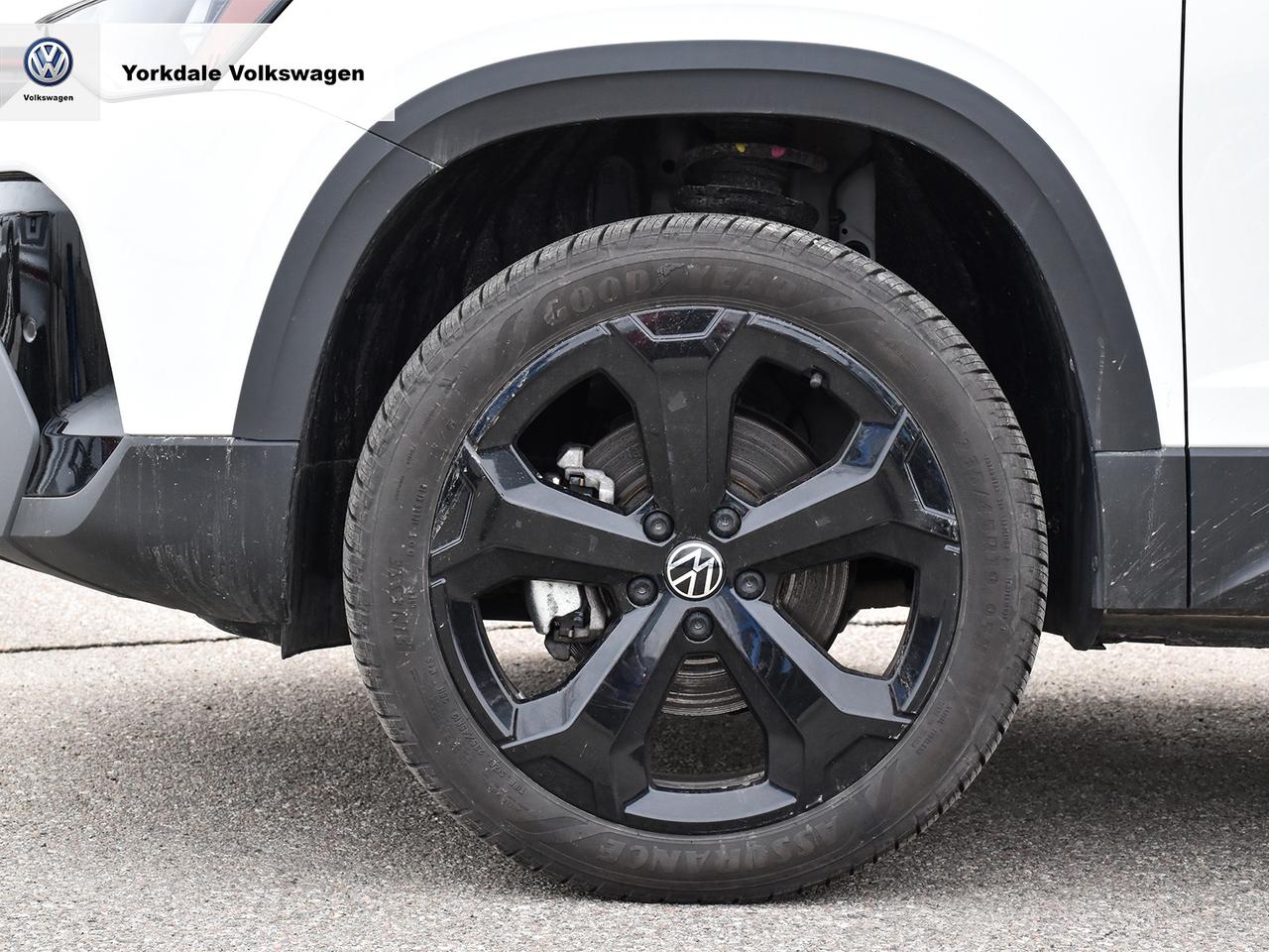 2025 Volkswagen Taos Comfortline Photo