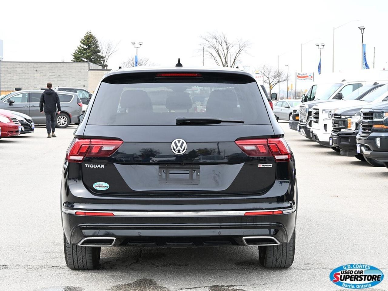 2019 Volkswagen Tiguan Highline ~Nav ~Heated Leather ~Moonroof ~Bluetooth Photo