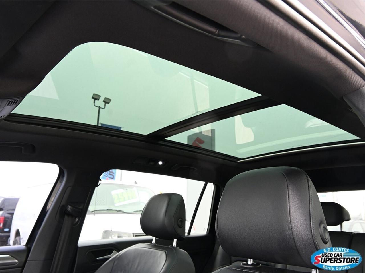 2019 Volkswagen Tiguan Highline ~Nav ~Heated Leather ~Moonroof ~Bluetooth Photo