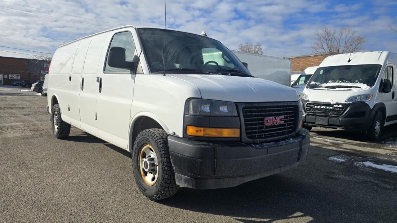 2022 GMC Savana Cargo Van G2500 155WB Extended V6 Gas Photo3