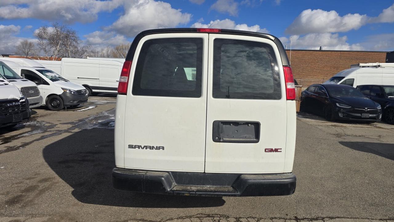 2022 GMC Savana Cargo Van G2500 155WB Extended V6 Gas Photo