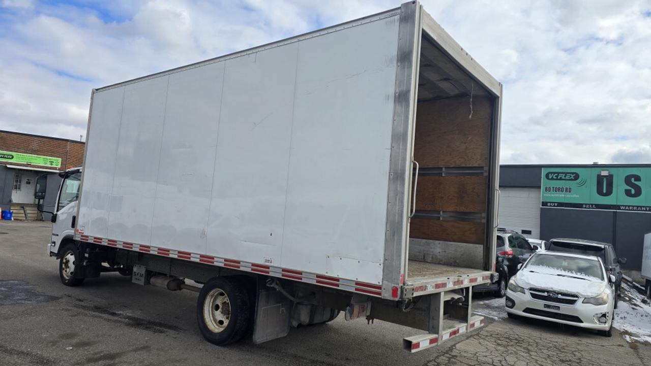 2021 Isuzu NPR 20Ft Box - V8 Gasoline - Ramp - 96 High Box Photo