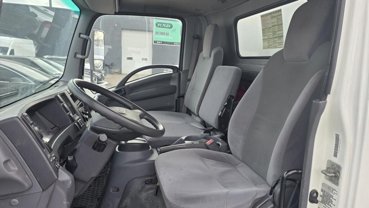 2021 Isuzu NPR 20Ft Box - V8 Gasoline - Ramp - 96 High Box Photo