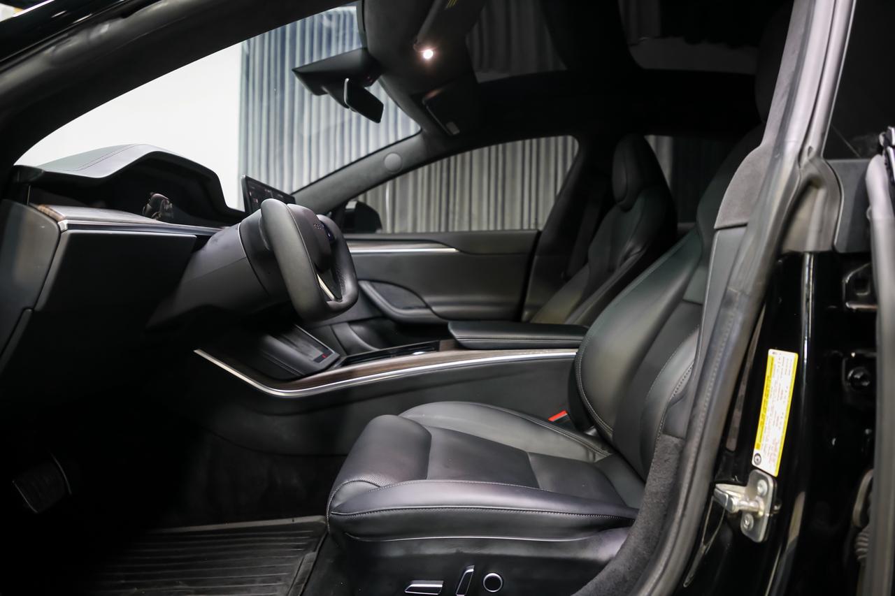 2022 Tesla Model S AWD 600KM RANGE FSD 3 COMPUTR AUTOPILOT YOKE LOWKM Photo