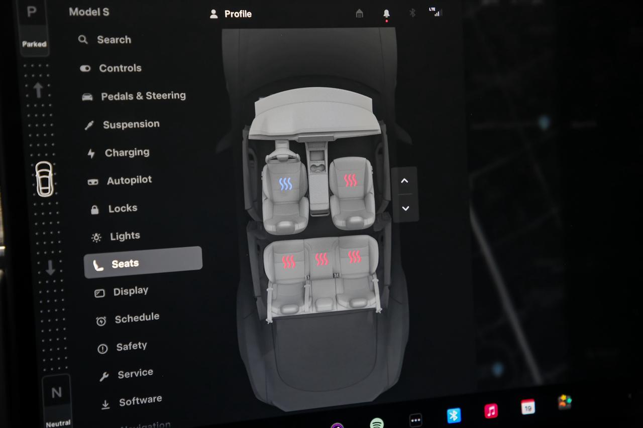 2022 Tesla Model S AWD 600KM RANGE FSD 3 COMPUTR AUTOPILOT YOKE LOWKM Photo