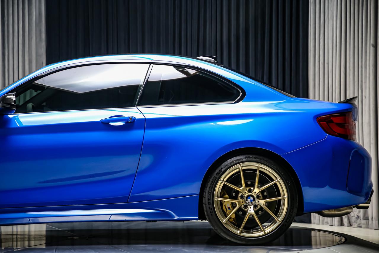 2020 BMW M2 CS 444HP MANUAL CARBONCERAMIC CARBONROOF GOLDRIMS Photo