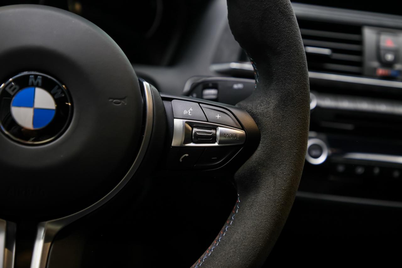 2020 BMW M2 CS 444HP MANUAL CARBONCERAMIC CARBONROOF GOLDRIMS Photo