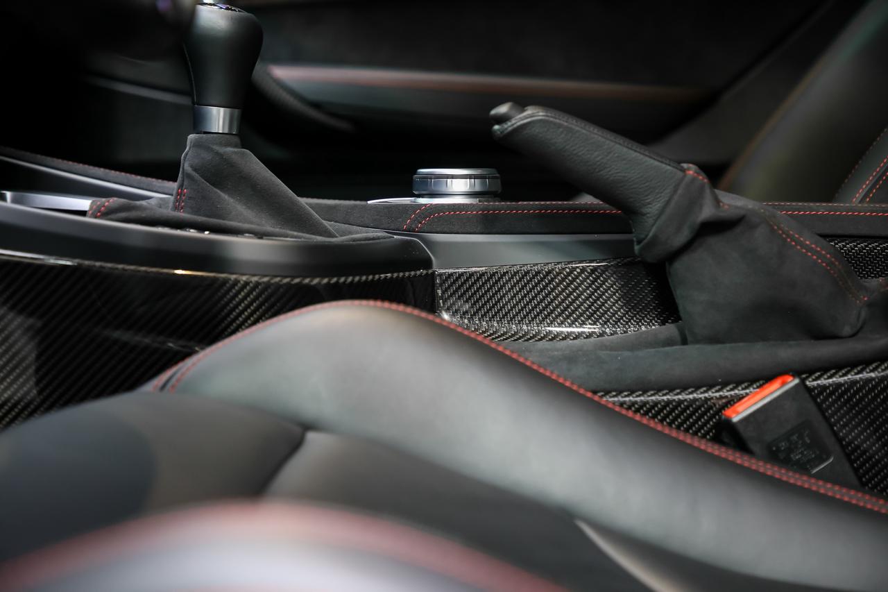 2020 BMW M2 CS 444HP MANUAL CARBONCERAMIC CARBONROOF GOLDRIMS Photo