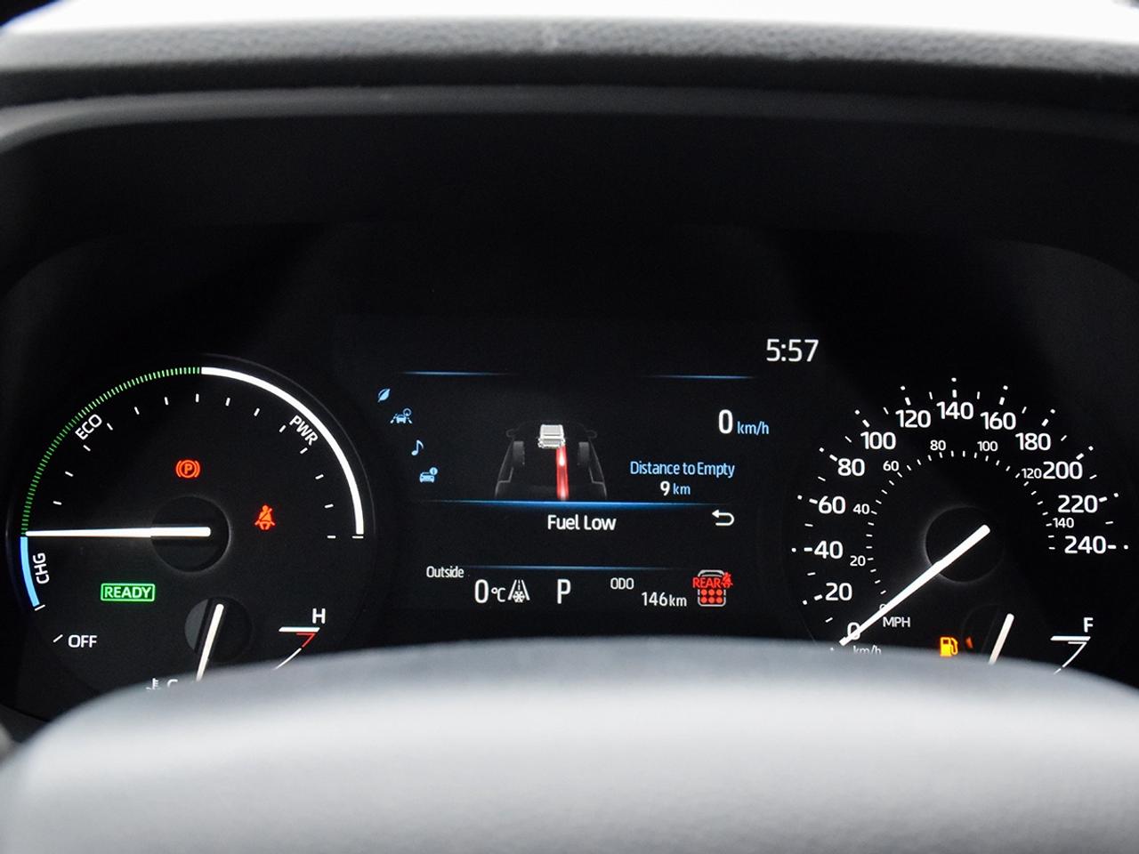 2026 Toyota Sienna LE Photo