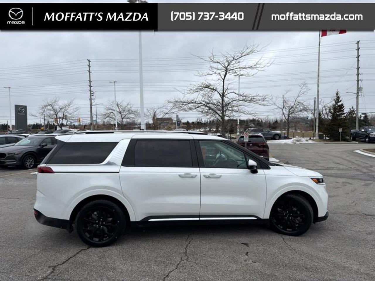 2022 Kia Carnival SX Photo