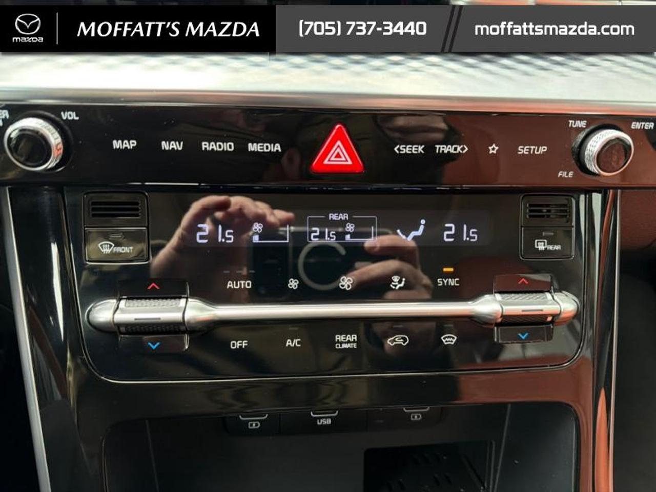 2022 Kia Carnival SX Photo