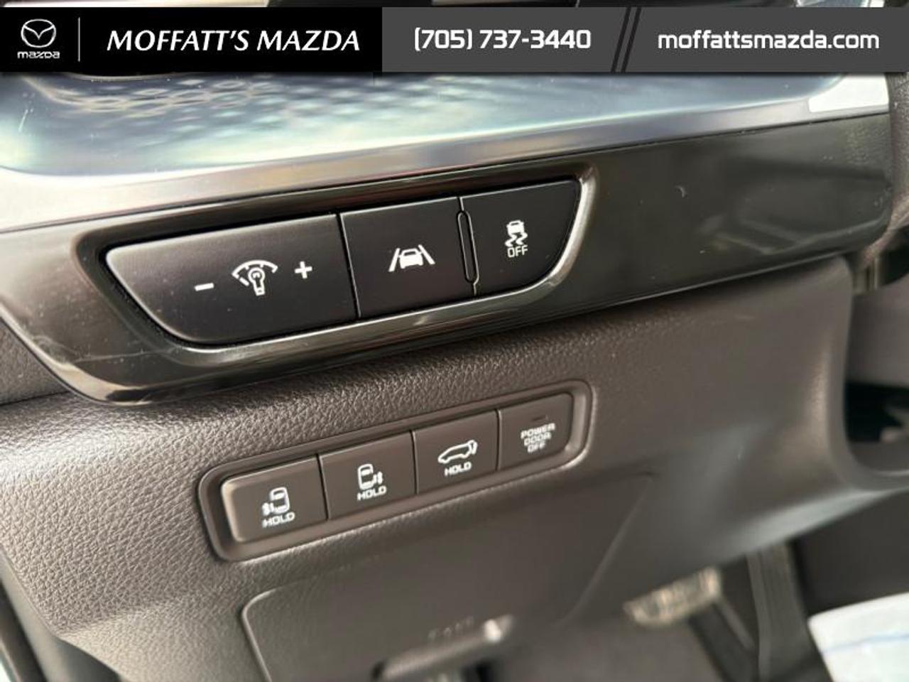 2022 Kia Carnival SX Photo