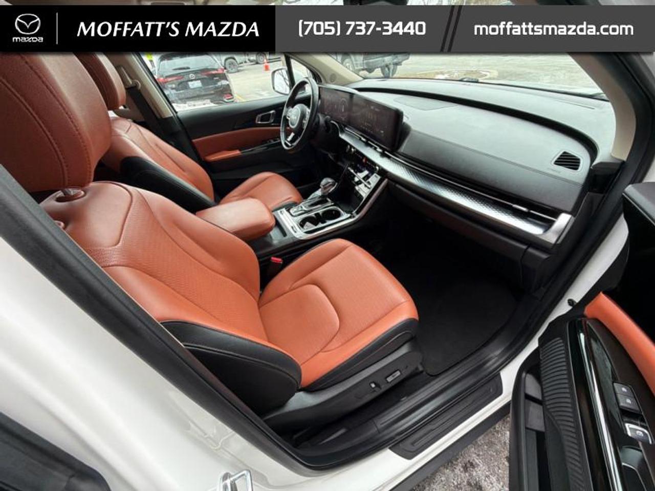 2022 Kia Carnival SX Photo