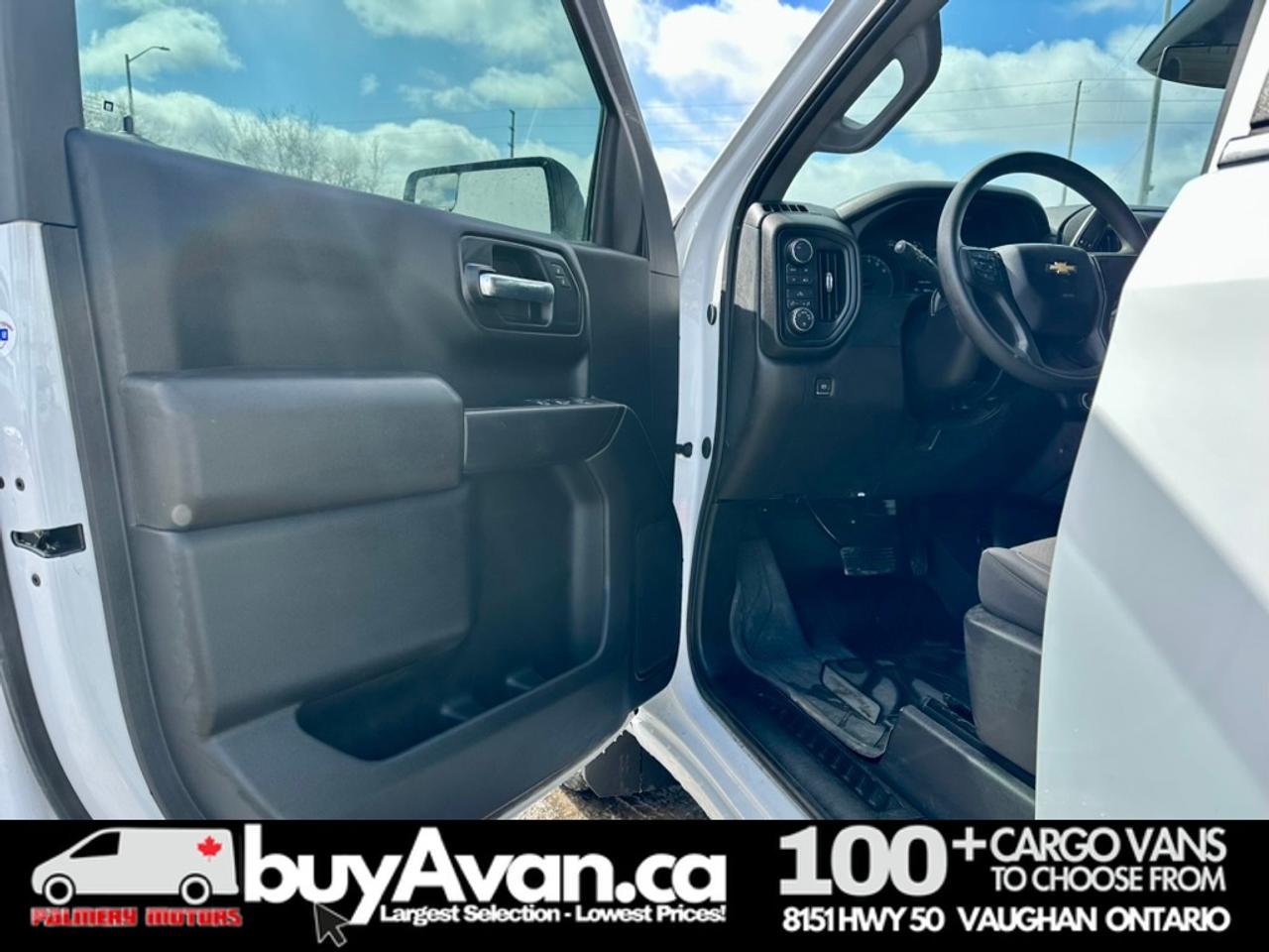 2024 Chevrolet CHEVY VAN Silverado 1500 Crew Cab 4X4 Short Box Photo