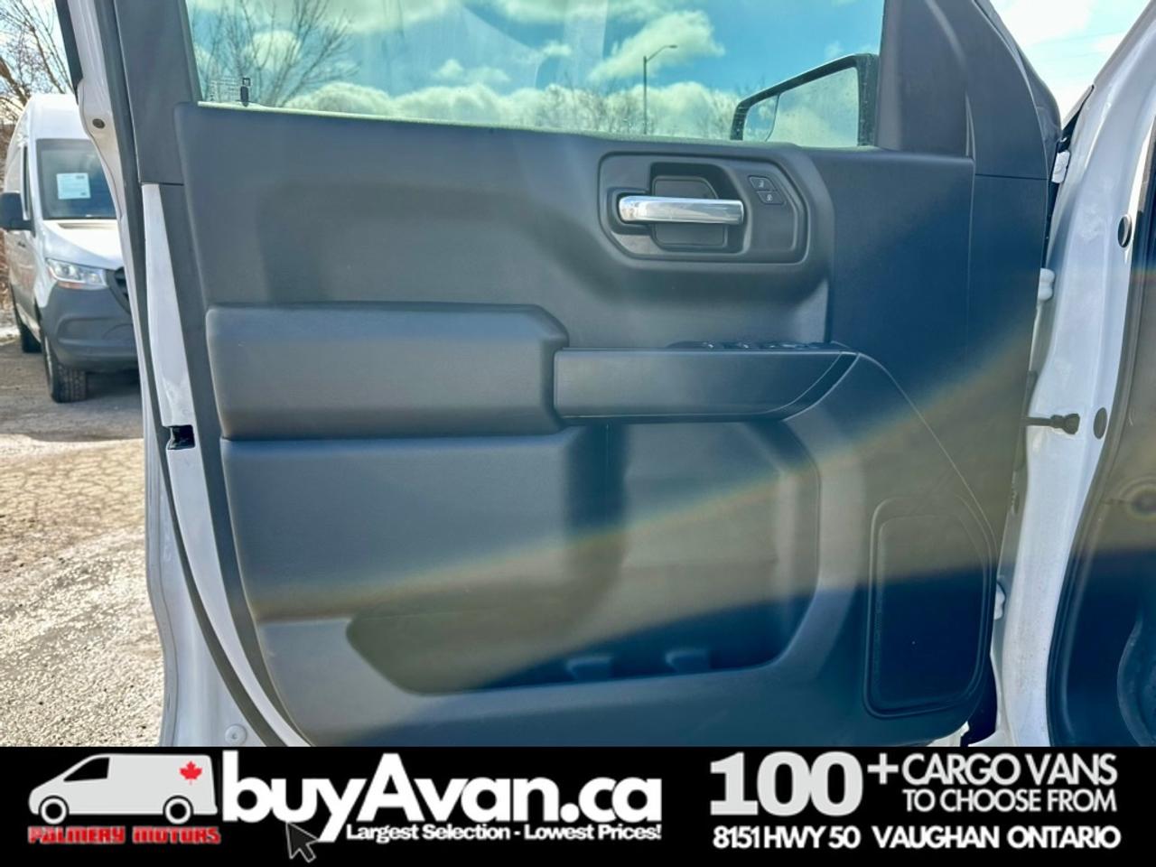 2024 Chevrolet CHEVY VAN Silverado 1500 Crew Cab 4X4 Short Box Photo