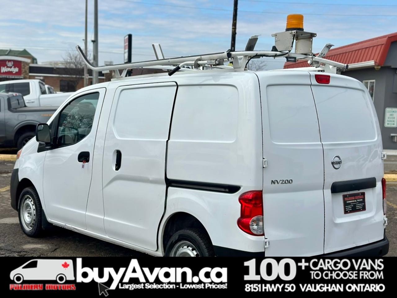2019 Nissan NV200 NV200 SV + Divider Shelves Racks Photo