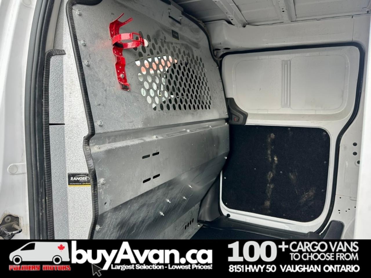 2019 Nissan NV200 NV200 SV + Divider Shelves Racks Photo
