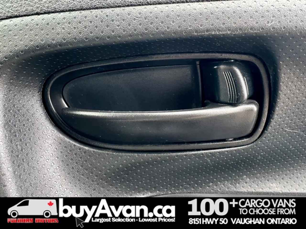 2019 Nissan NV200 NV200 SV + Divider Shelves Racks Photo