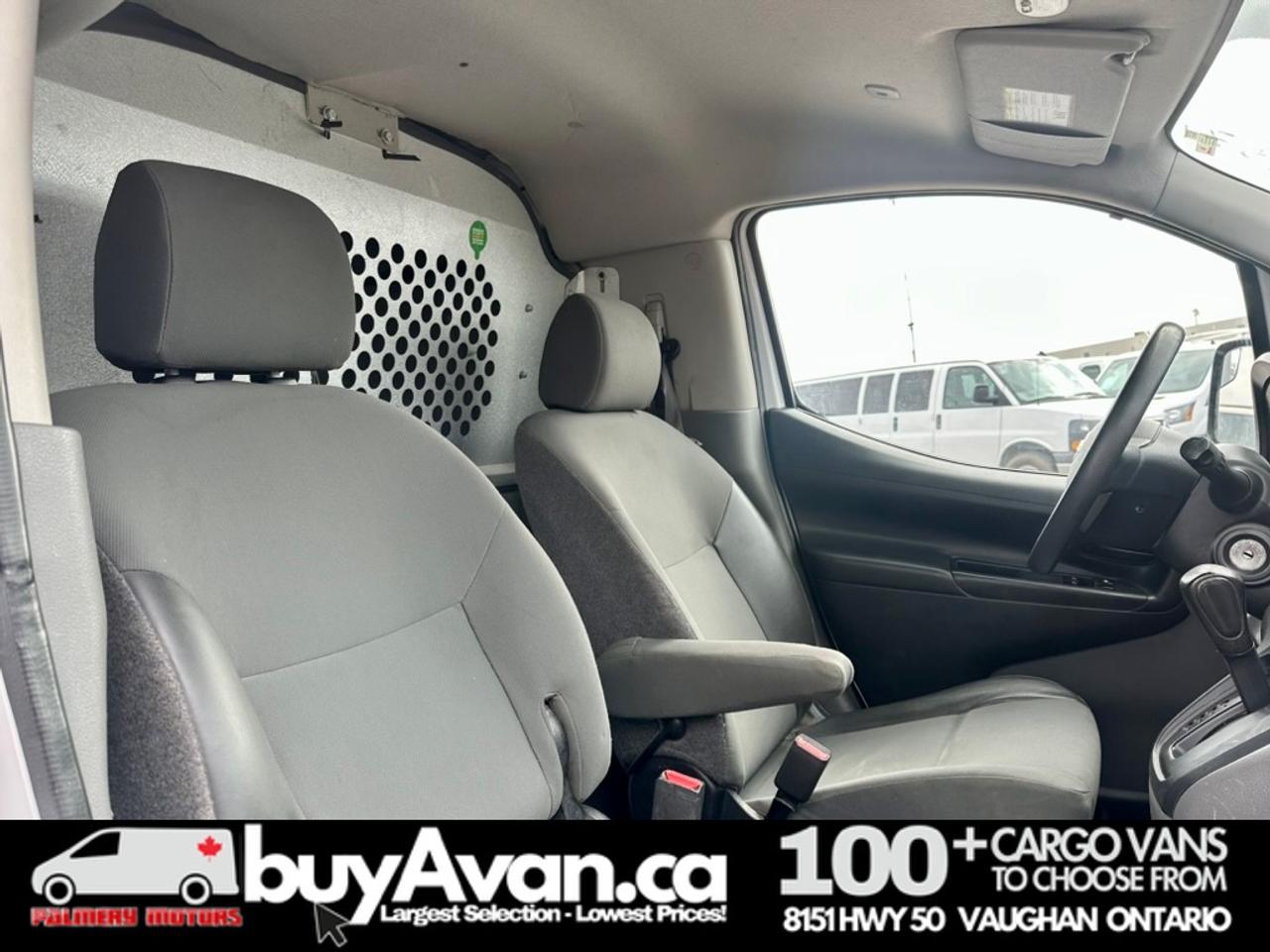 2019 Nissan NV200 NV200 SV + Divider Shelves Racks Photo