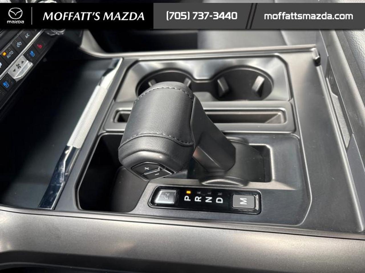 2025 Ford F-150 Lariat Photo