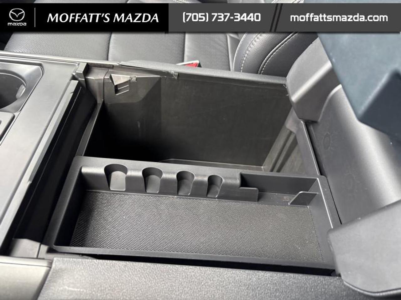 2025 Ford F-150 Lariat Photo