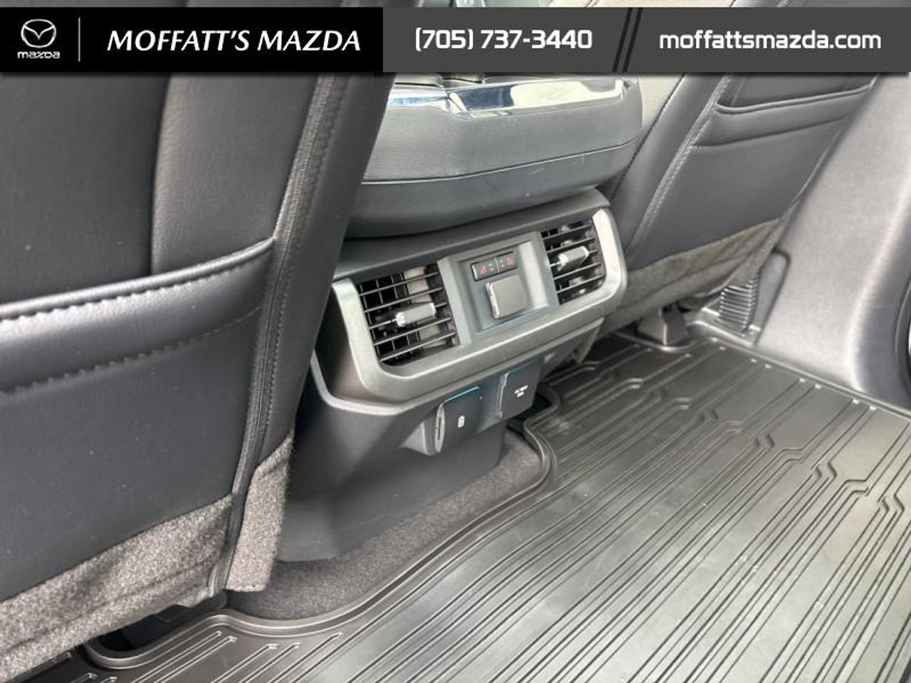 2025 Ford F-150 Lariat Photo