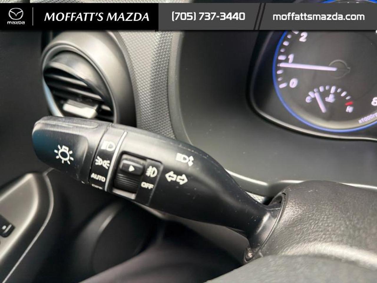 2020 Hyundai KONA 1.6T Trend AWD w/Two-Tone Roof Photo