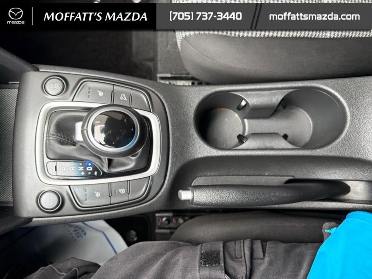 2020 Hyundai KONA 1.6T Trend AWD w/Two-Tone Roof Photo