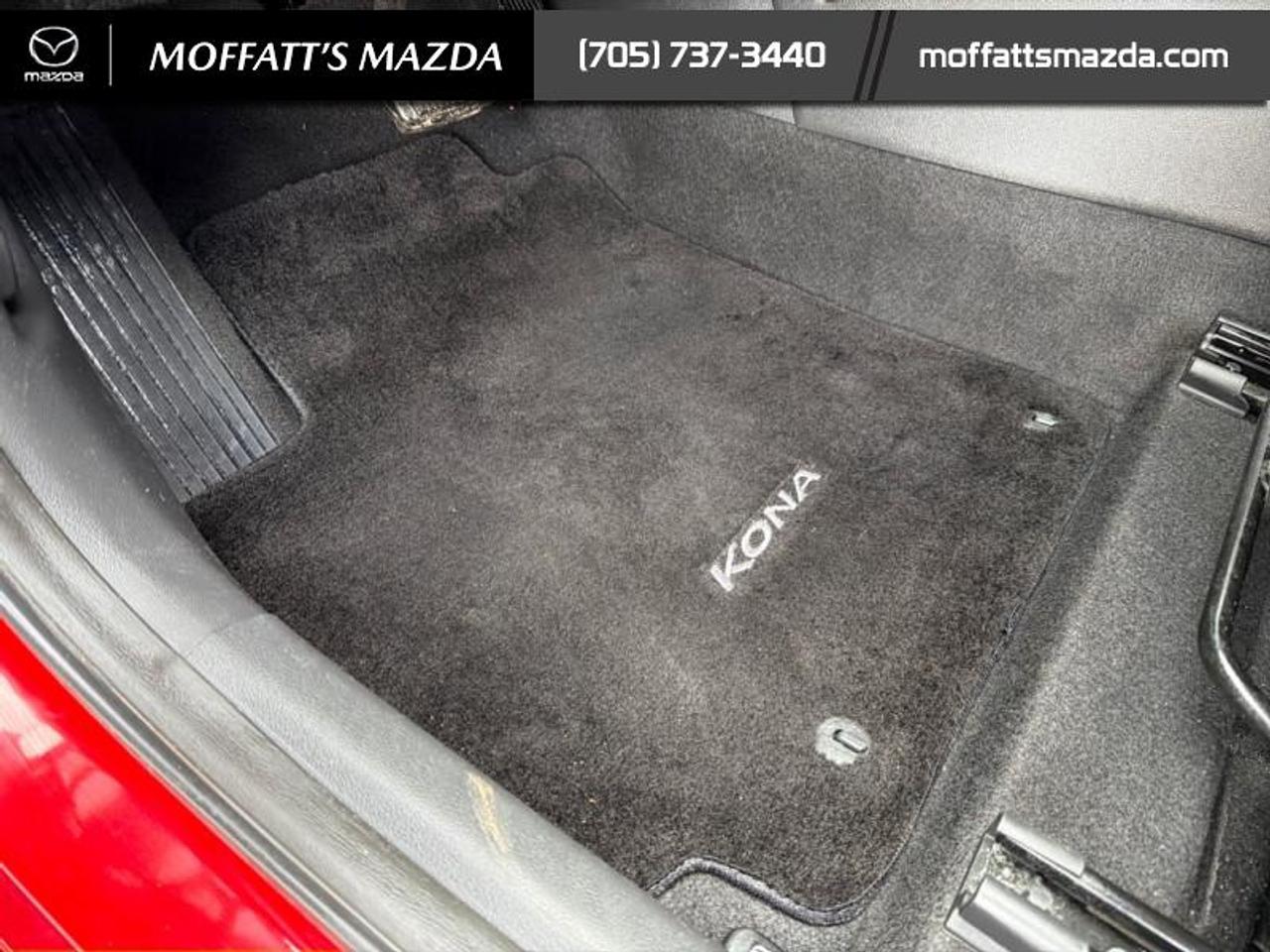 2020 Hyundai KONA 1.6T Trend AWD w/Two-Tone Roof Photo