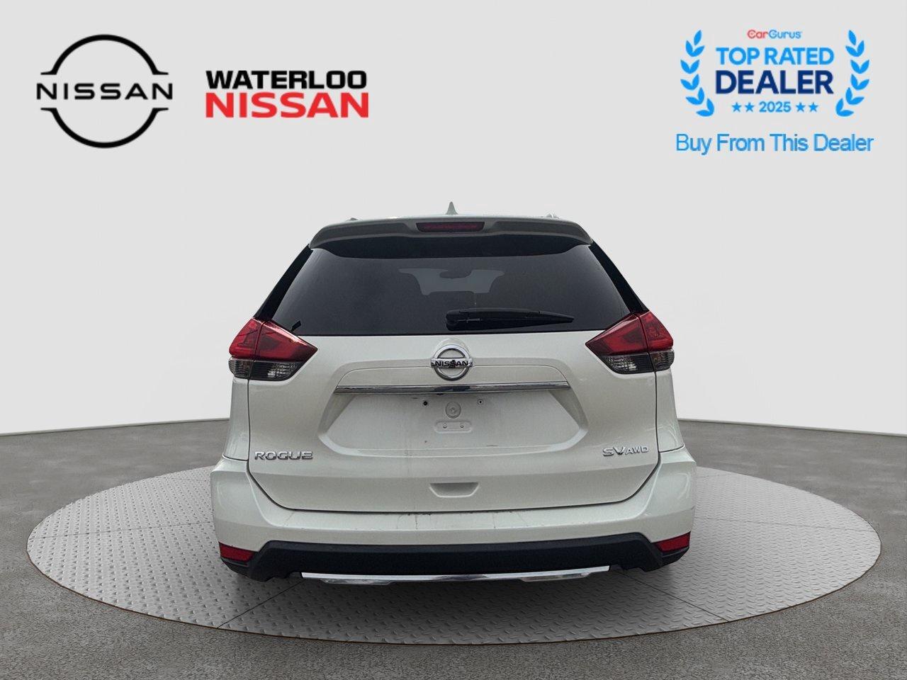 2019 Nissan Rogue SV Photo3