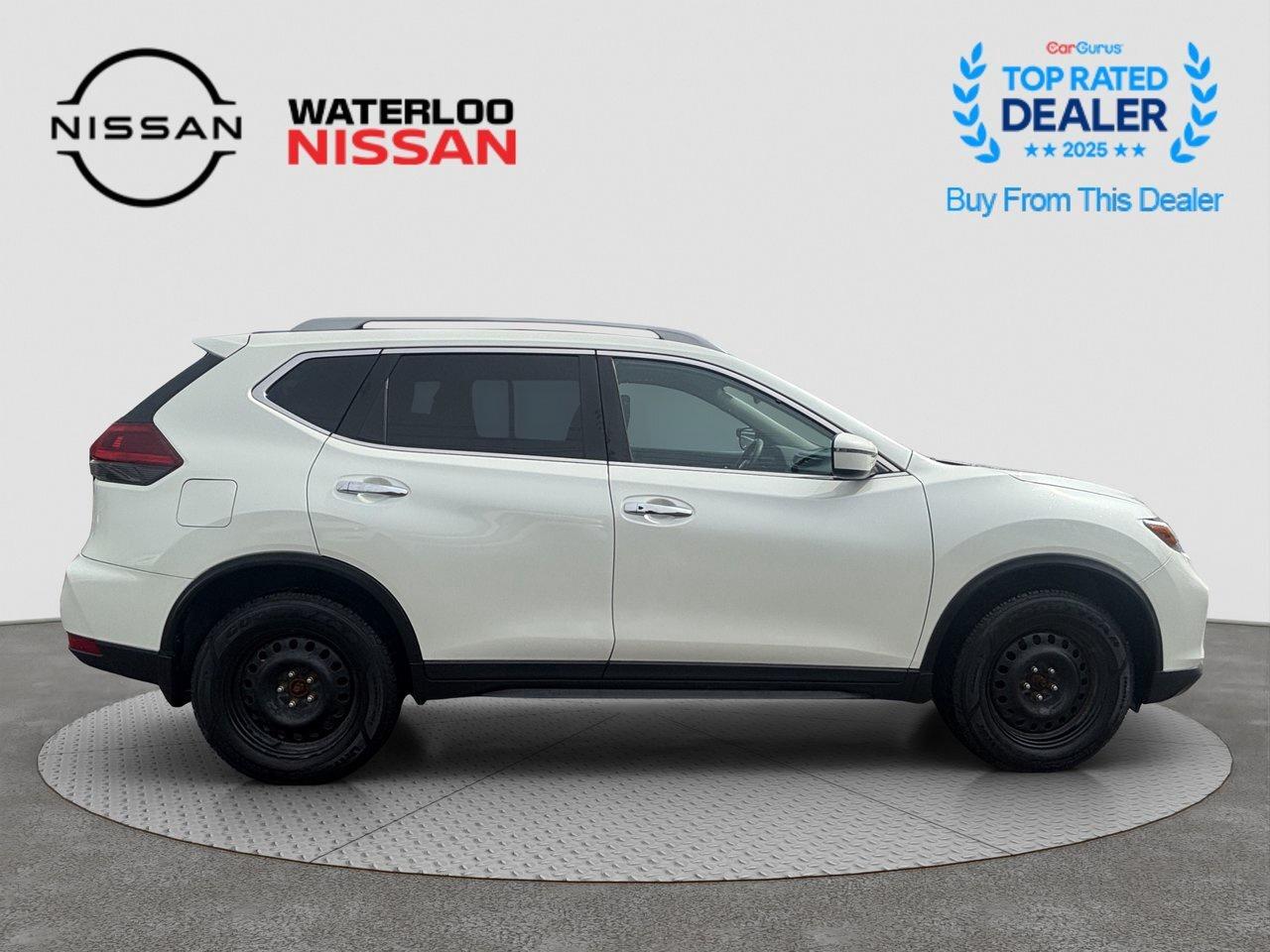2019 Nissan Rogue SV Photo