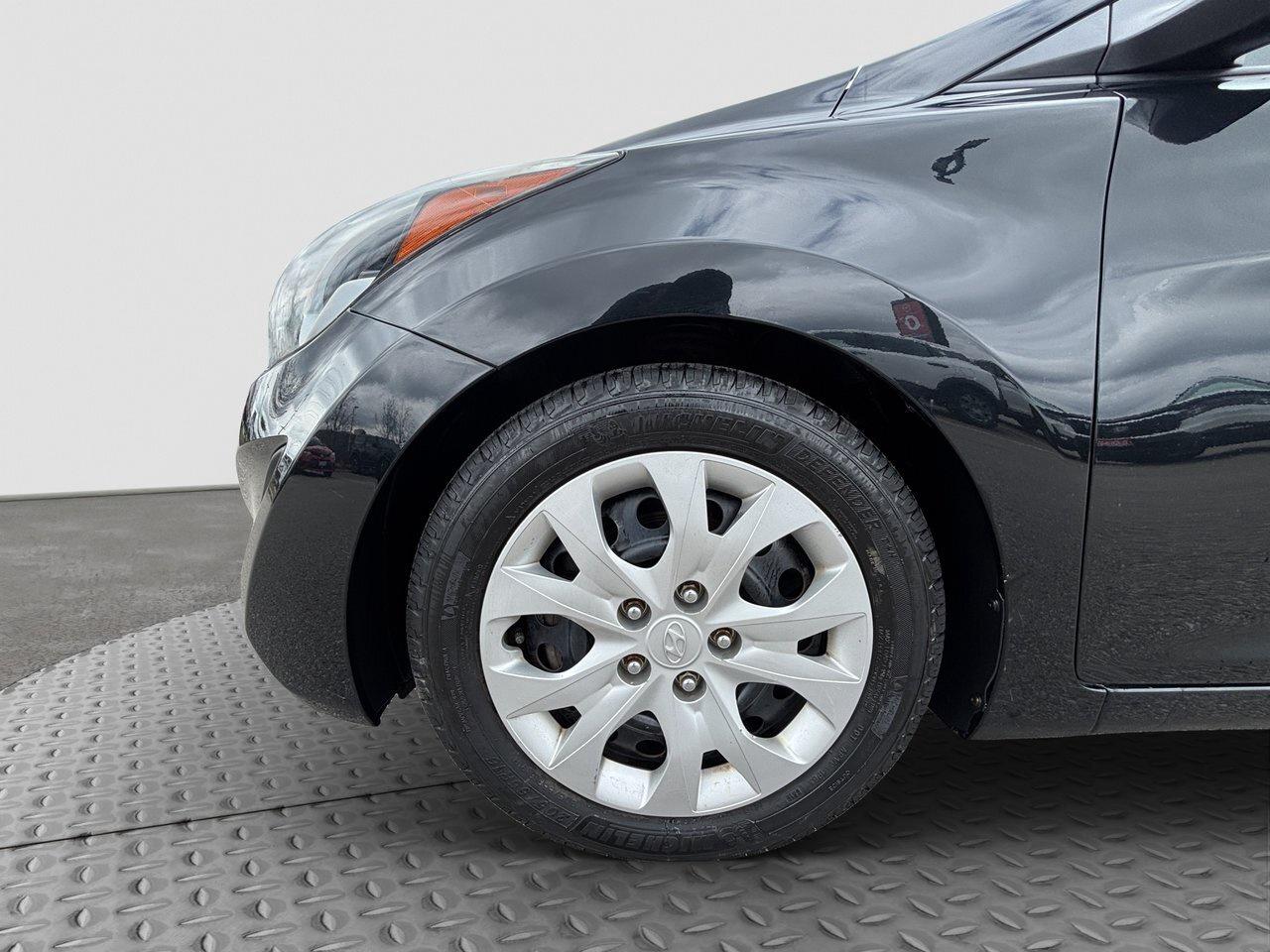 2014 Hyundai Elantra GL Photo