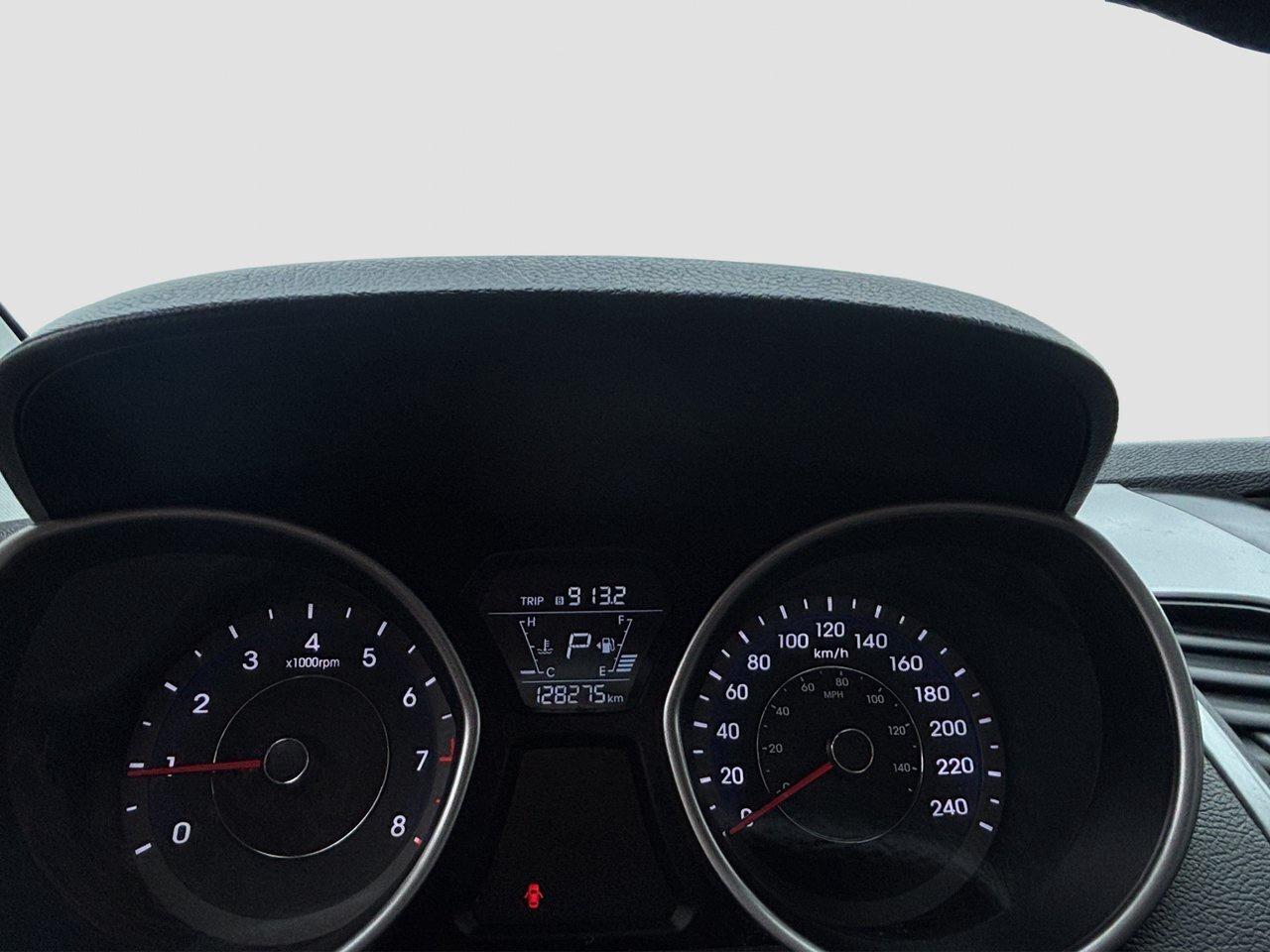 2014 Hyundai Elantra GL Photo