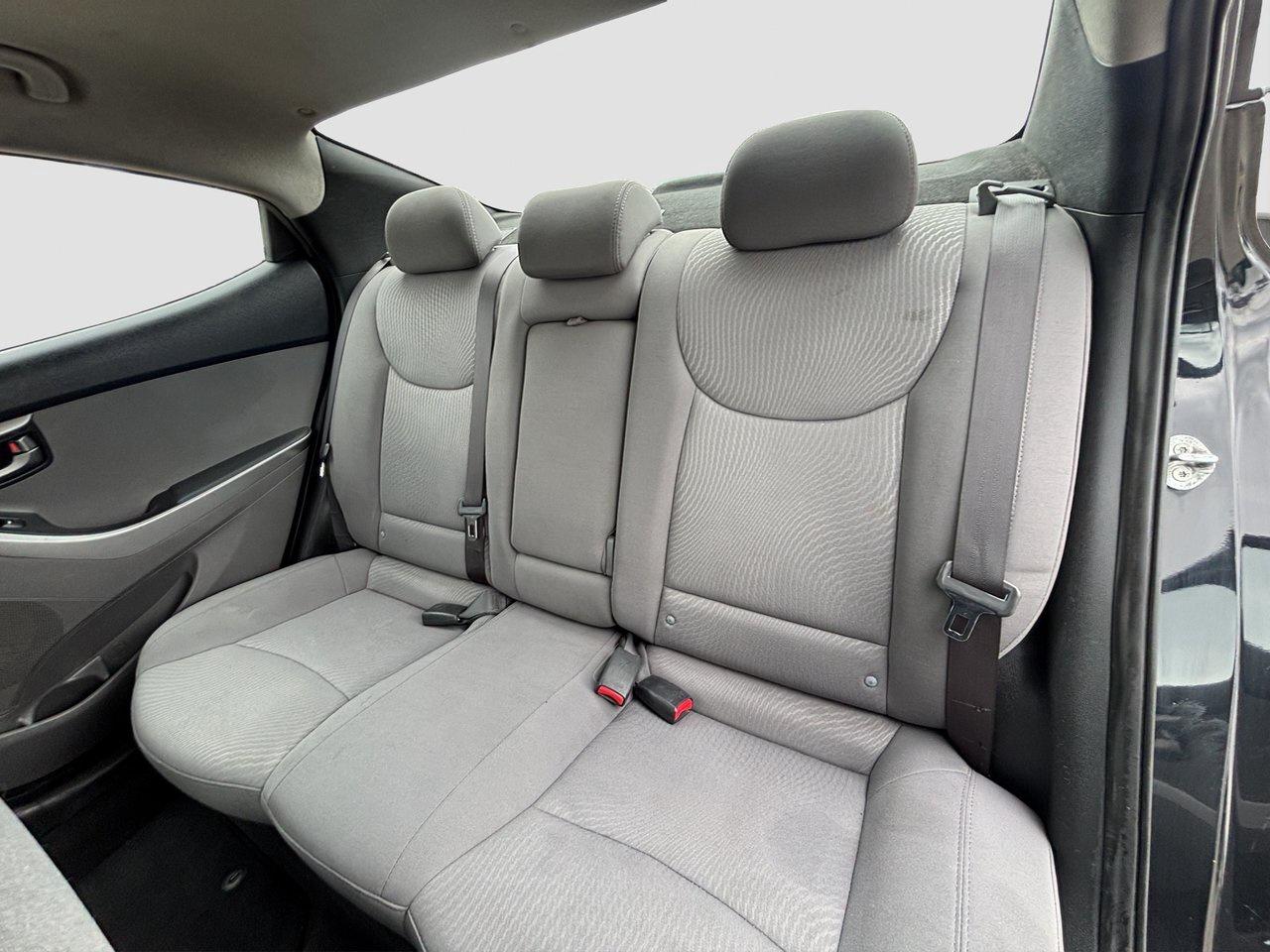 2014 Hyundai Elantra GL Photo