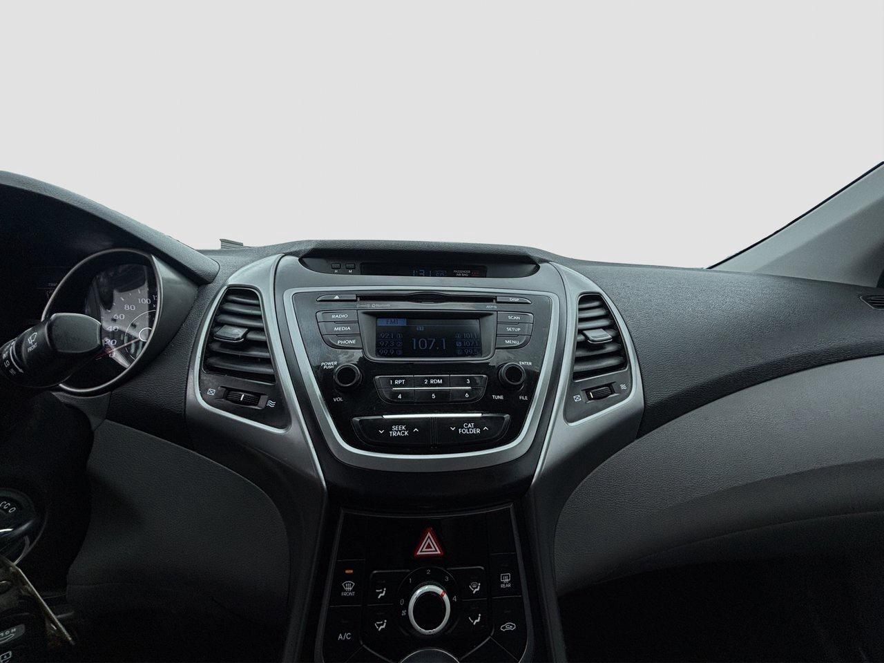 2014 Hyundai Elantra GL Photo