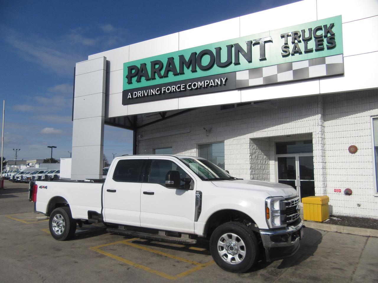 2024 Ford F-250 CREW CAB XLT 4X4 8FT LONG BOX WITH TOMMY GATE Photo