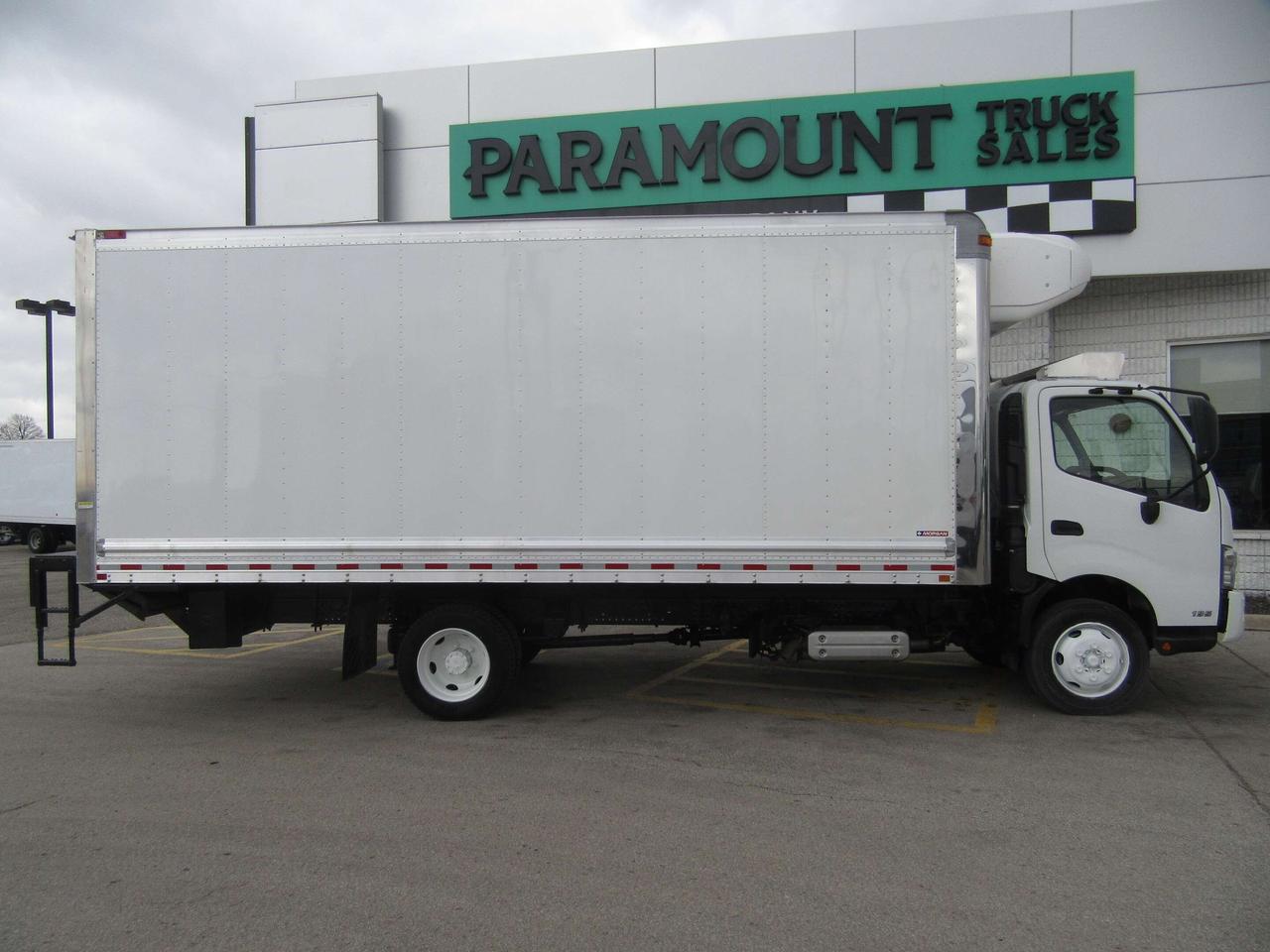 2020 Hino 195 DIESEL 20FT REEFER BOX & THERMO KING REEFER SYSTEM Photo