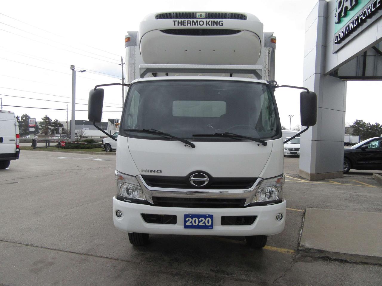 2020 Hino 195 DIESEL 20FT REEFER BOX & THERMO KING REEFER SYSTEM Photo