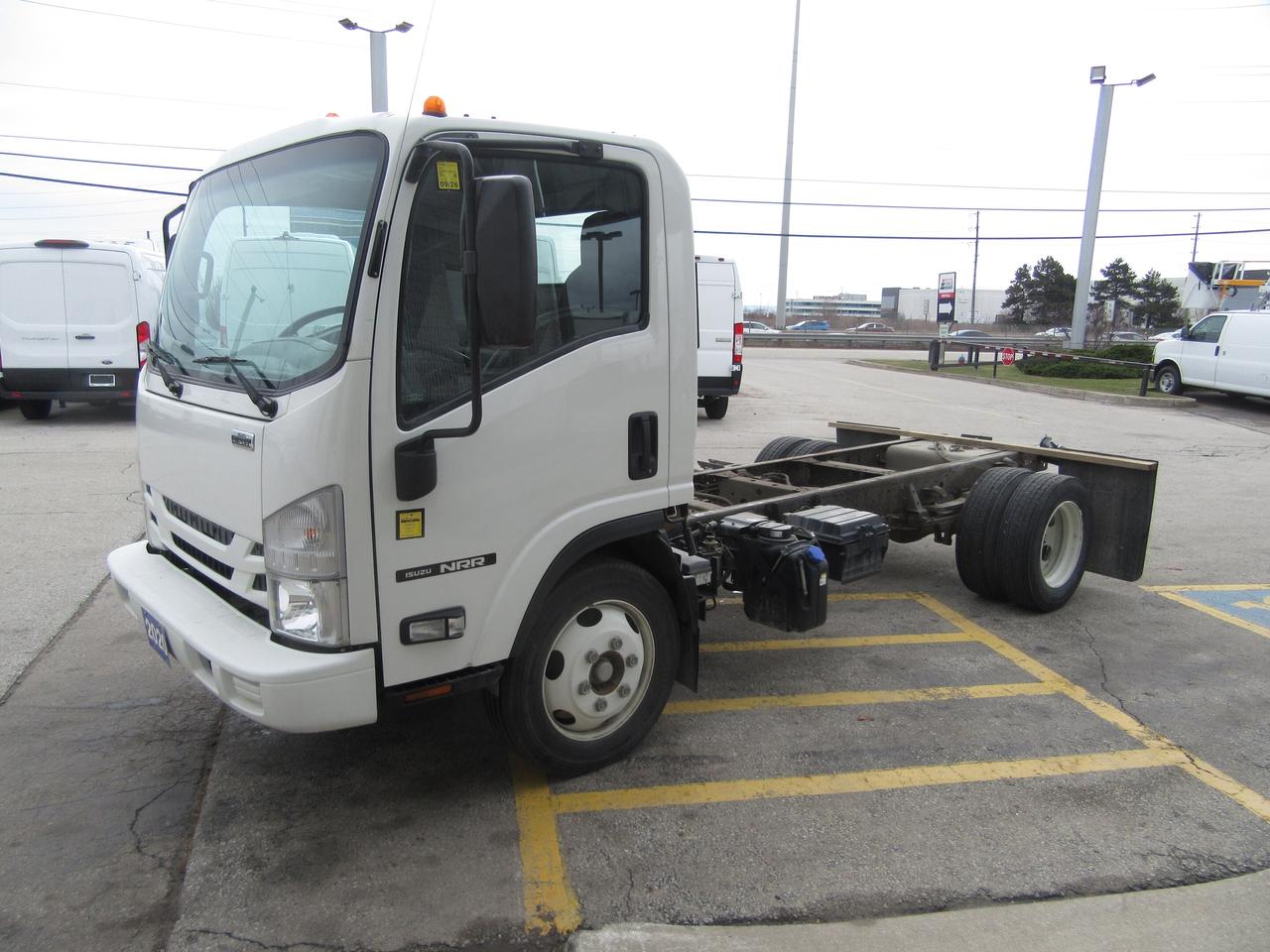 2020 Isuzu NRR Diesel Cab & chassis Photo