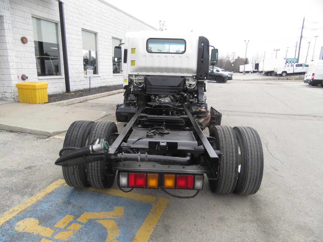 2020 Isuzu NRR Diesel Cab & chassis Photo