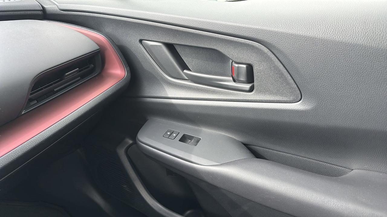 2024 Toyota Prius Prime XSE Premium Auto Photo