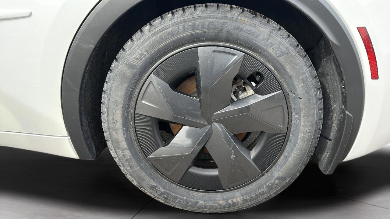2024 Toyota Prius Prime XSE Premium Auto Photo
